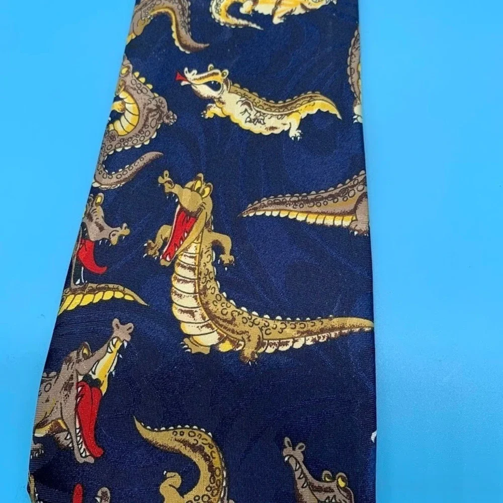 Vintage Renaissance Novelty Cartoon Alligators Hand Made Men's Classic Neck Tie